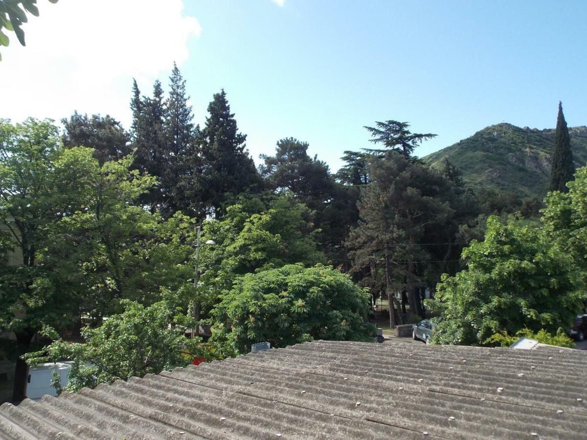 Babibu Hotel Mtsʼkhetʼa Екстериор снимка