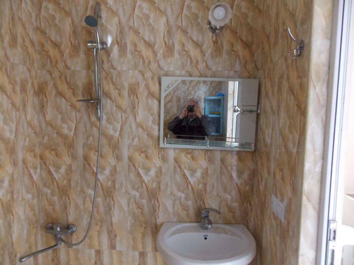 Babibu Hotel Mtsʼkhetʼa Екстериор снимка